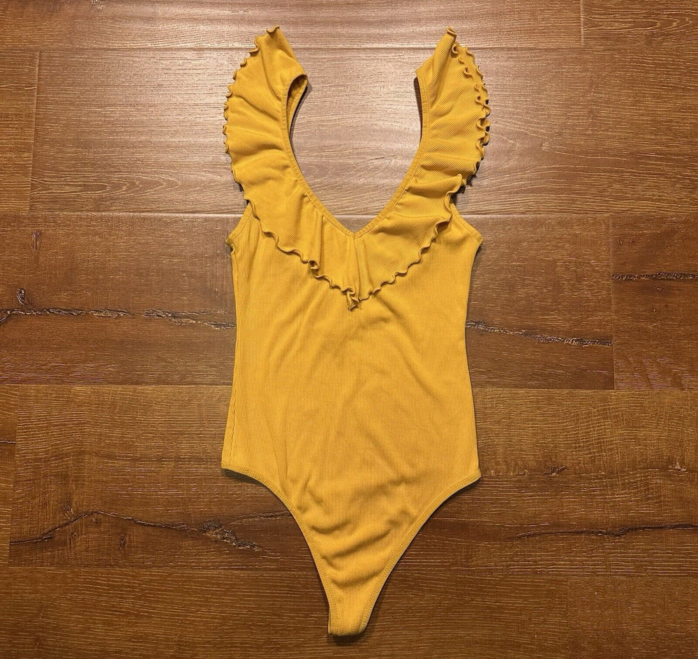 Wilfred Aritizia Bodysuit Womens S Yellow Danette Ruffle Ribbed Chic City Career